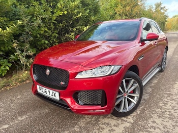 Used Jaguar F-Pace 2016 for sale - 76333649: Photo
