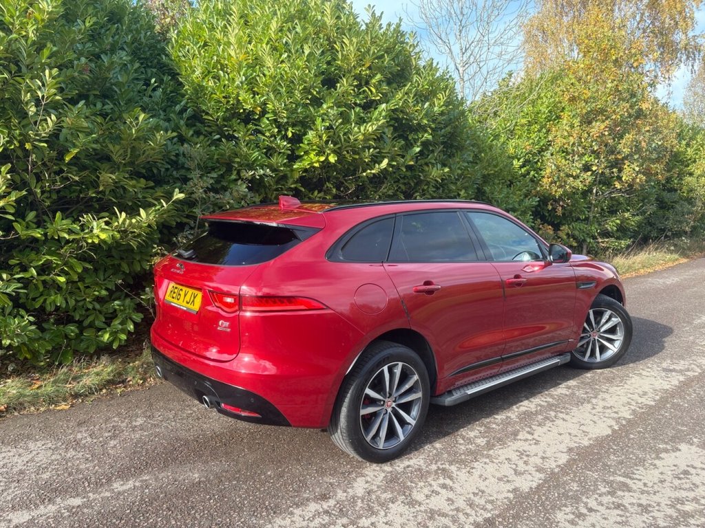 Used Jaguar F-Pace 2016 for sale - 76333649: Photo 4