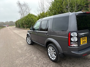Used Land Rover Discovery 4 2016 for sale - 77212458: Photo