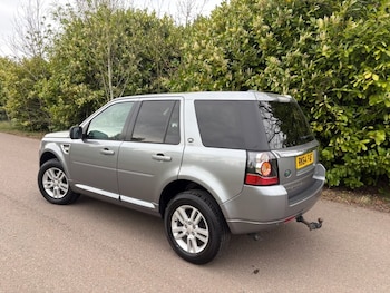 Used Land Rover Freelander 2 2014 for sale - 78111157: Photo