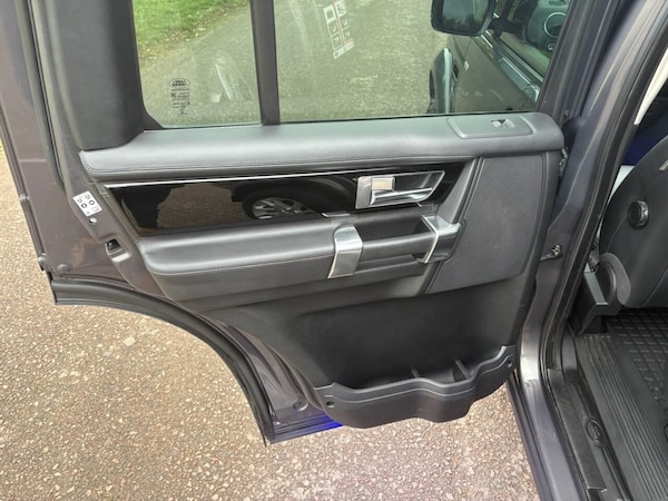 Used Land Rover Discovery 4 2016 for sale - 76236094: Photo 22