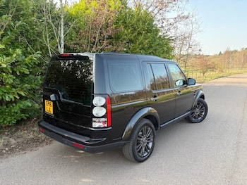 Used Land Rover Discovery 4 2016 for sale - 77734456: Photo