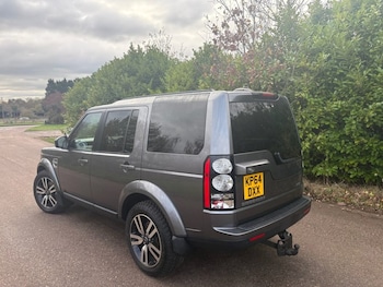 Used Land Rover Discovery 4 2015 for sale - 76632290: Photo