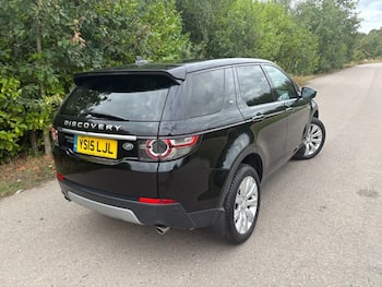 Used Land Rover Discovery Sport 2015 for sale - 79843414: Photo