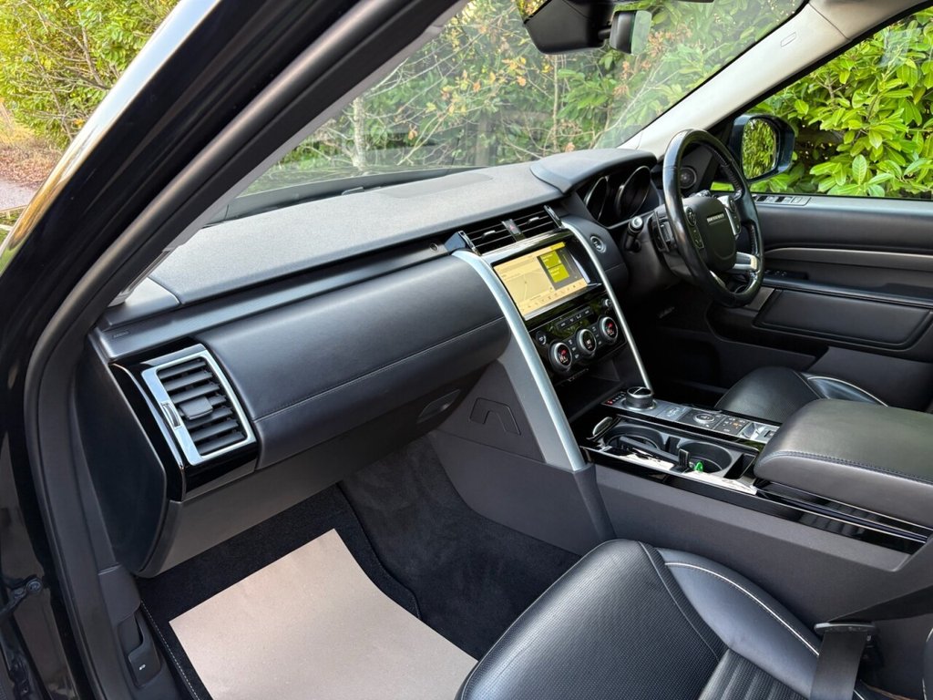 Used Land Rover Discovery 2017 for sale - 76632218: Photo 10