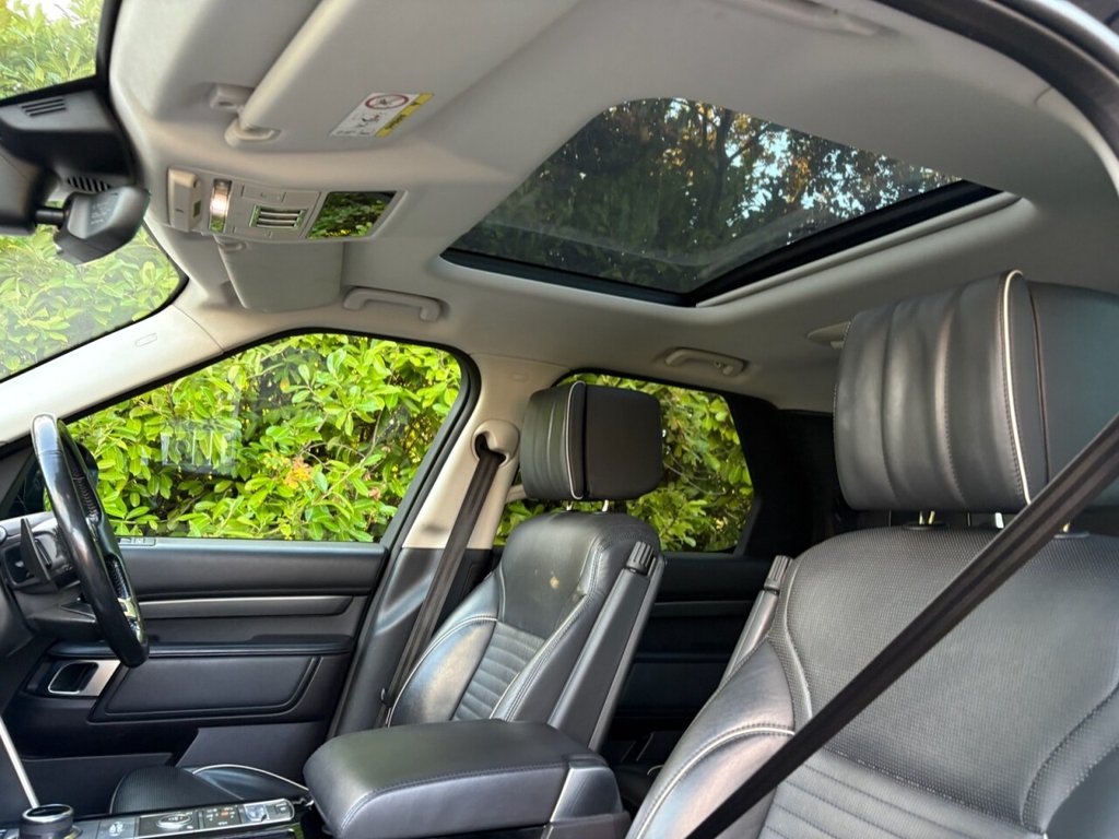 Used Land Rover Discovery 2017 for sale - 76632218: Photo 12