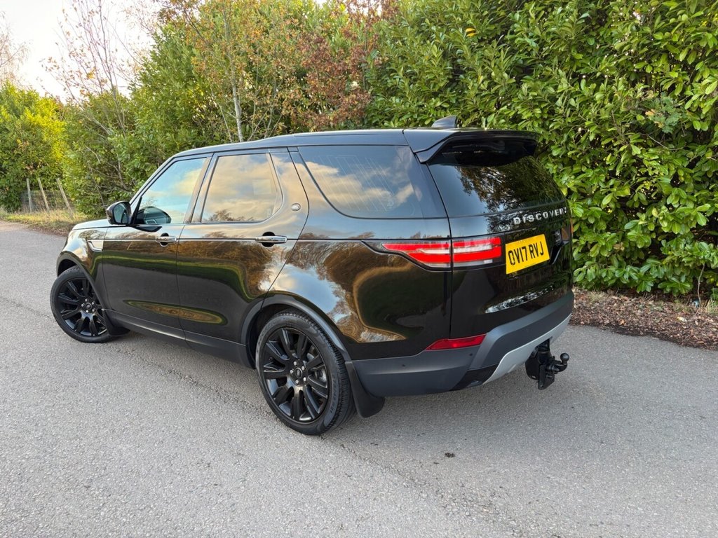Used Land Rover Discovery 2017 for sale - 76632218: Photo 3