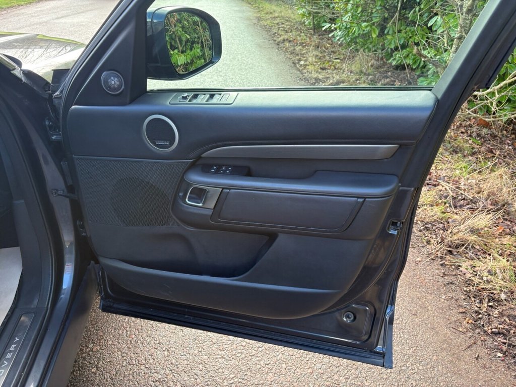 Used Land Rover Discovery 2019 for sale - 77408231: Photo 21