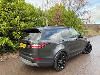 Used Land Rover Discovery 2019 for sale - 77408231: Photo