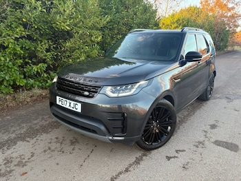 Used Land Rover Discovery 2017 for sale - 76632165: Photo