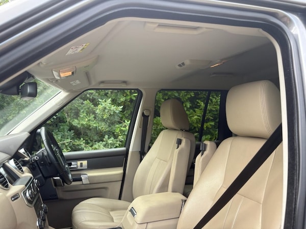 Used Land Rover Discovery 4 2015 for sale - 75703610: Photo 13