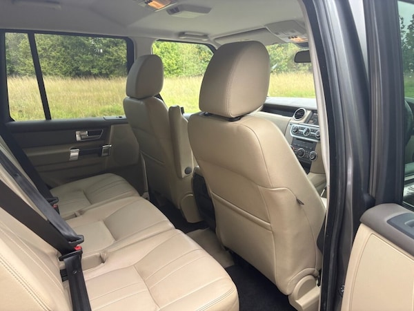 Used Land Rover Discovery 4 2015 for sale - 75703610: Photo 15