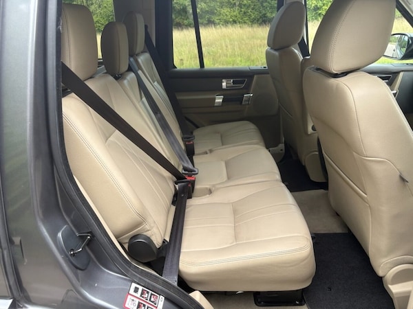 Used Land Rover Discovery 4 2015 for sale - 75703610: Photo 16