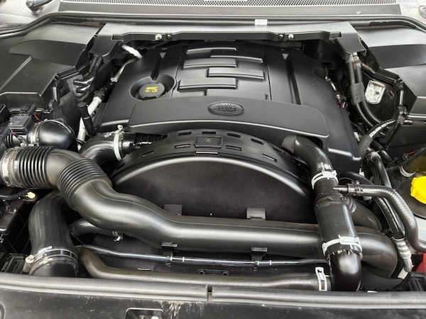 Used Land Rover Discovery 4 2015 for sale - 75703610: Photo 29