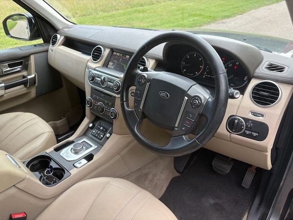 Used Land Rover Discovery 4 2015 for sale - 75703610: Photo 8
