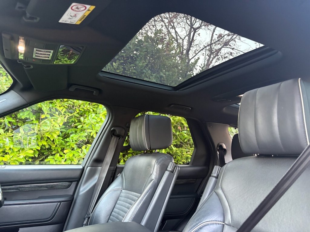 Used Land Rover Discovery 2018 for sale - 77681077: Photo 12