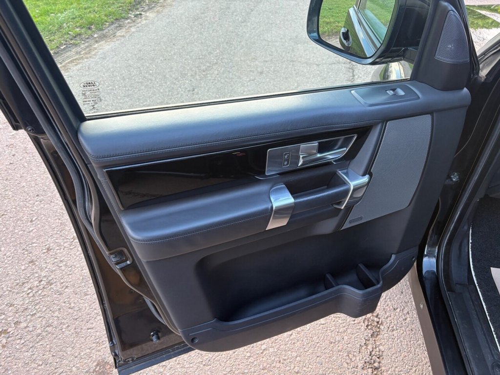 Used Land Rover Discovery 4 2016 for sale - 76934680: Photo 24