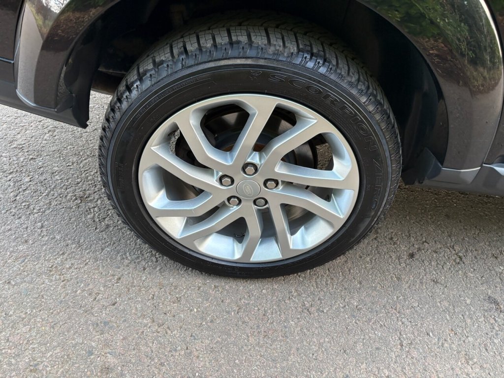 Used Land Rover Discovery 4 2016 for sale - 76934680: Photo 29