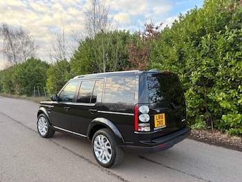Used Land Rover Discovery 4 2016 for sale - 76934680: Photo