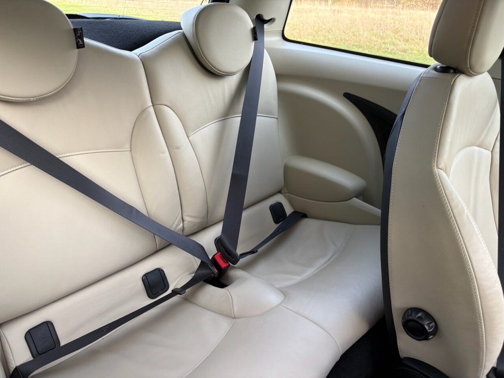 Used MINI Hatch 2011 for sale - 77408154: Photo 16