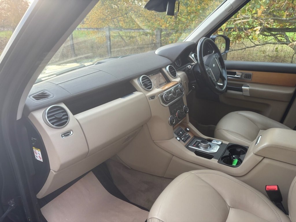 Used Land Rover Discovery 2015 for sale - 76482099: Photo 10