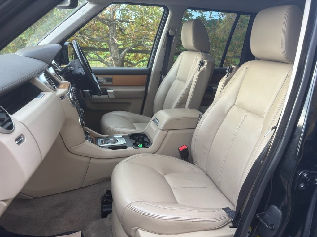 Used Land Rover Discovery 2015 for sale - 76482099: Photo 11