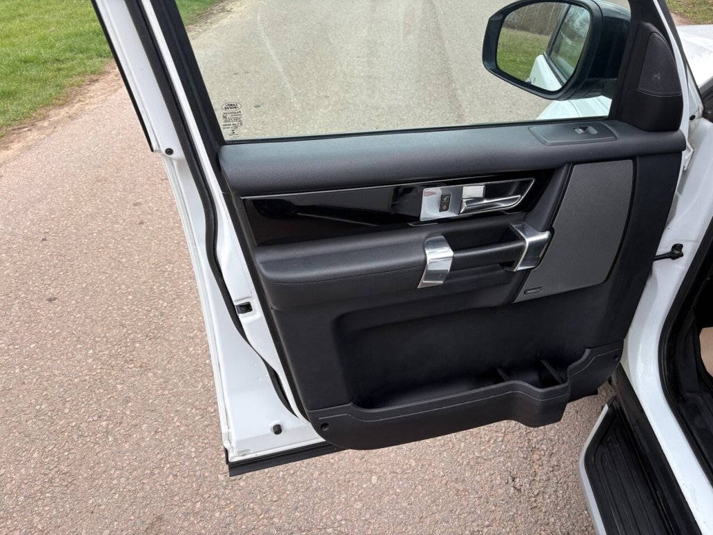 Used Land Rover Discovery 2014 for sale - 77991468: Photo 22