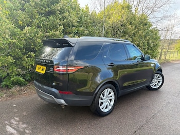 Used Land Rover Discovery 2019 for sale - 78227711: Photo
