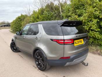 Used Land Rover Discovery 2019 for sale - 74035052: Photo