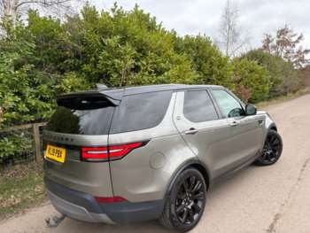 Used Land Rover Discovery 2019 for sale - 74035052: Photo