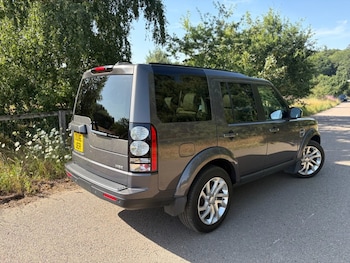 Used Land Rover Discovery 2016 for sale - 79404327: Photo