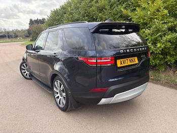 Used Land Rover Discovery 2017 for sale - 77734482: Photo