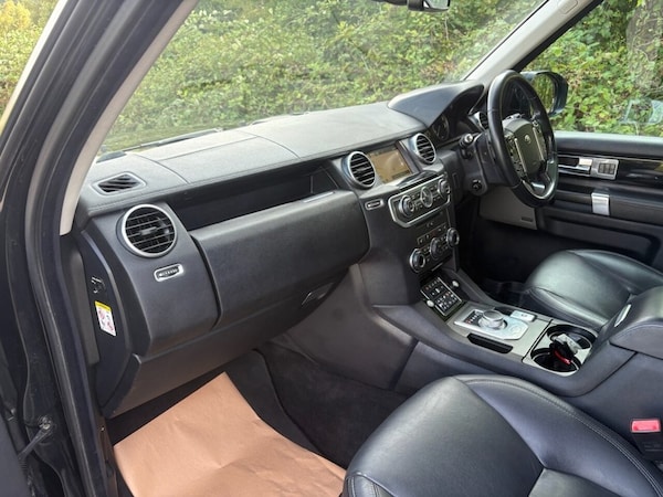 Used Land Rover Discovery 4 2014 for sale - 75474037: Photo 13