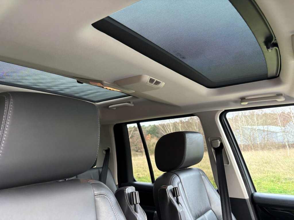 Used Land Rover Discovery 2016 for sale - 76934674: Photo 12