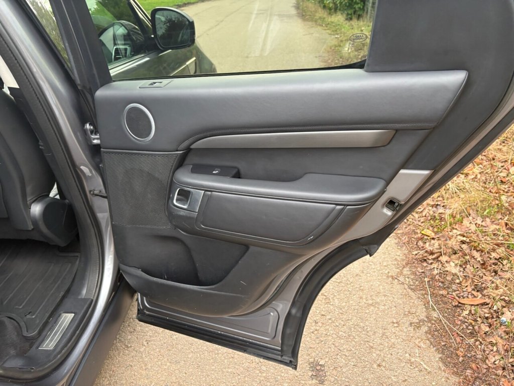 Used Land Rover Discovery 2020 for sale - 76986069: Photo 27