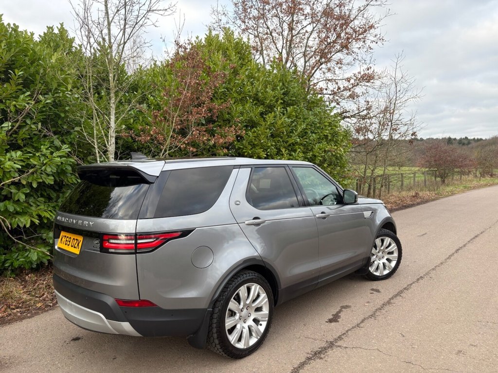 Used Land Rover Discovery 2020 for sale - 76986069: Photo 3