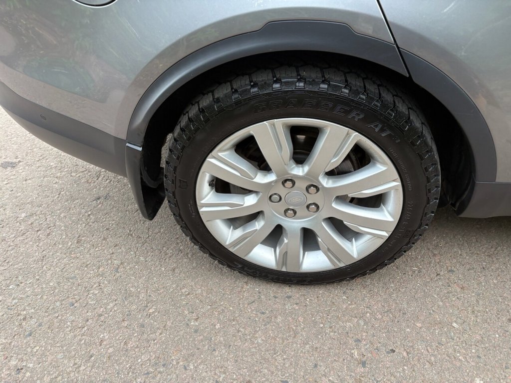 Used Land Rover Discovery 2020 for sale - 76986069: Photo 31