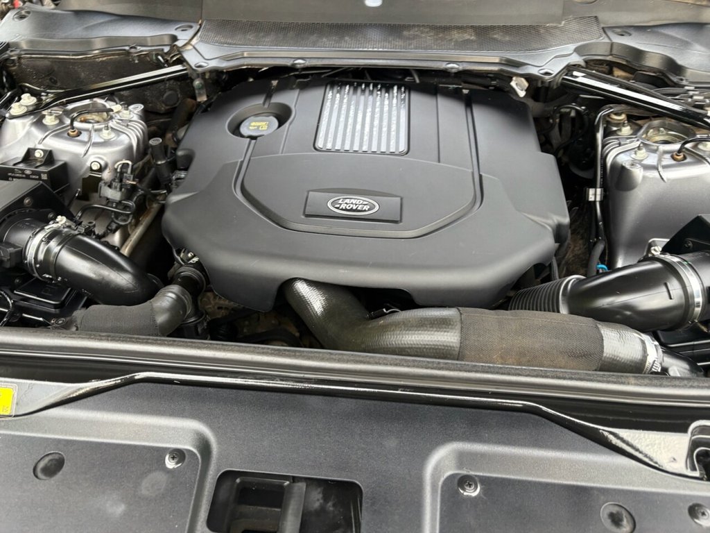 Used Land Rover Discovery 2020 for sale - 76986069: Photo 32