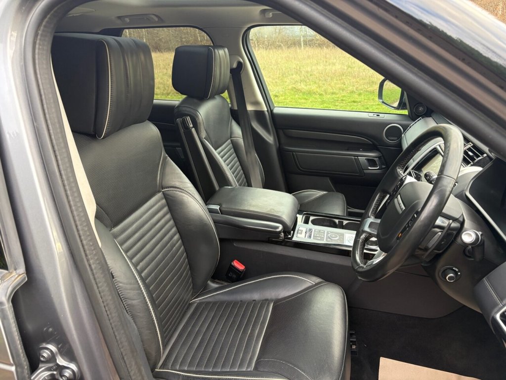 Used Land Rover Discovery 2020 for sale - 76986069: Photo 9