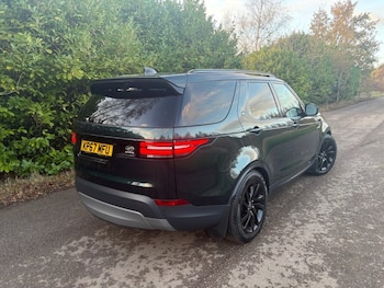 Used Land Rover Discovery 2017 for sale - 76632155: Photo
