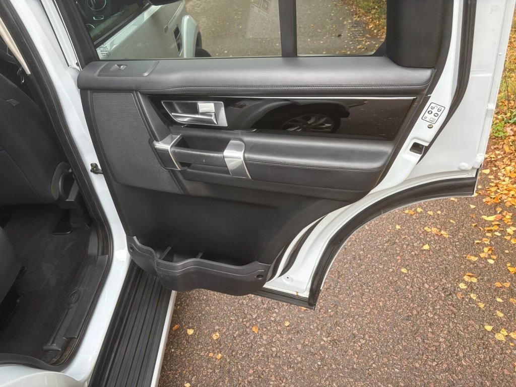 Used Land Rover Discovery 4 2016 for sale - 76333644: Photo 24