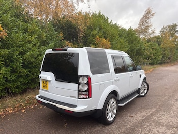 Used Land Rover Discovery 4 2016 for sale - 76333644: Photo