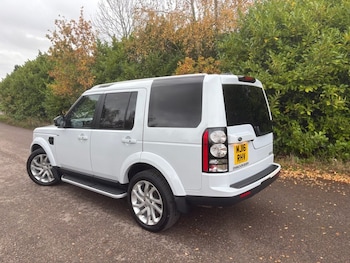 Used Land Rover Discovery 4 2016 for sale - 76333644: Photo