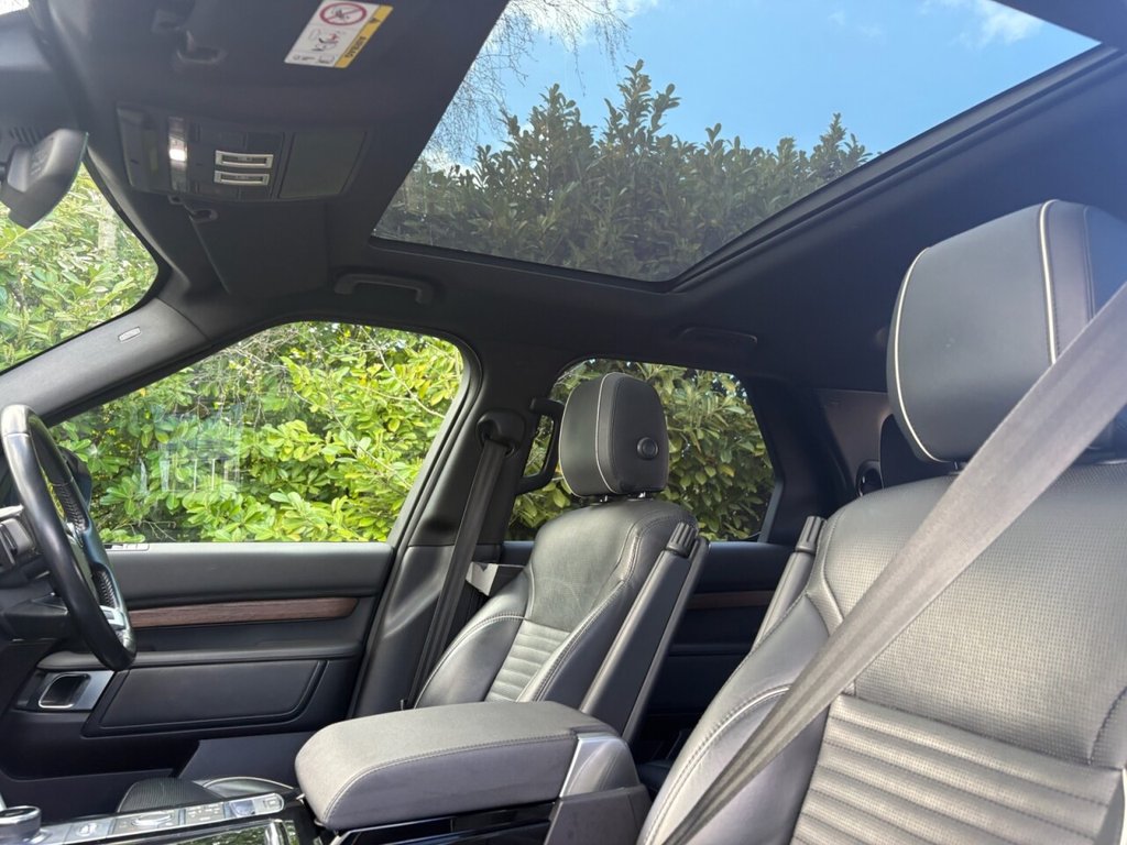 Used Land Rover Discovery 2017 for sale - 77655219: Photo 11