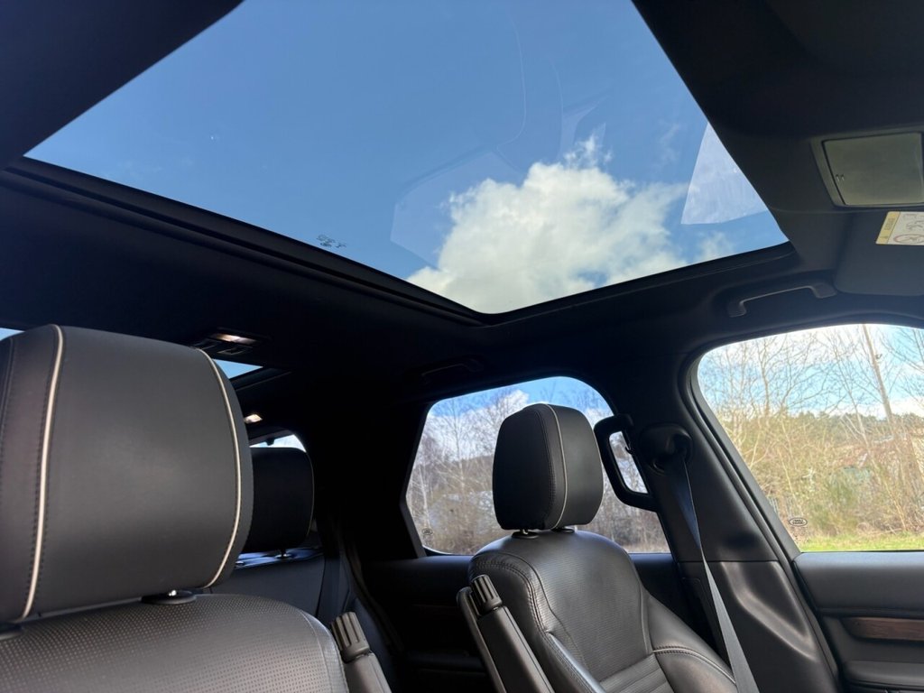 Used Land Rover Discovery 2017 for sale - 77655219: Photo 12