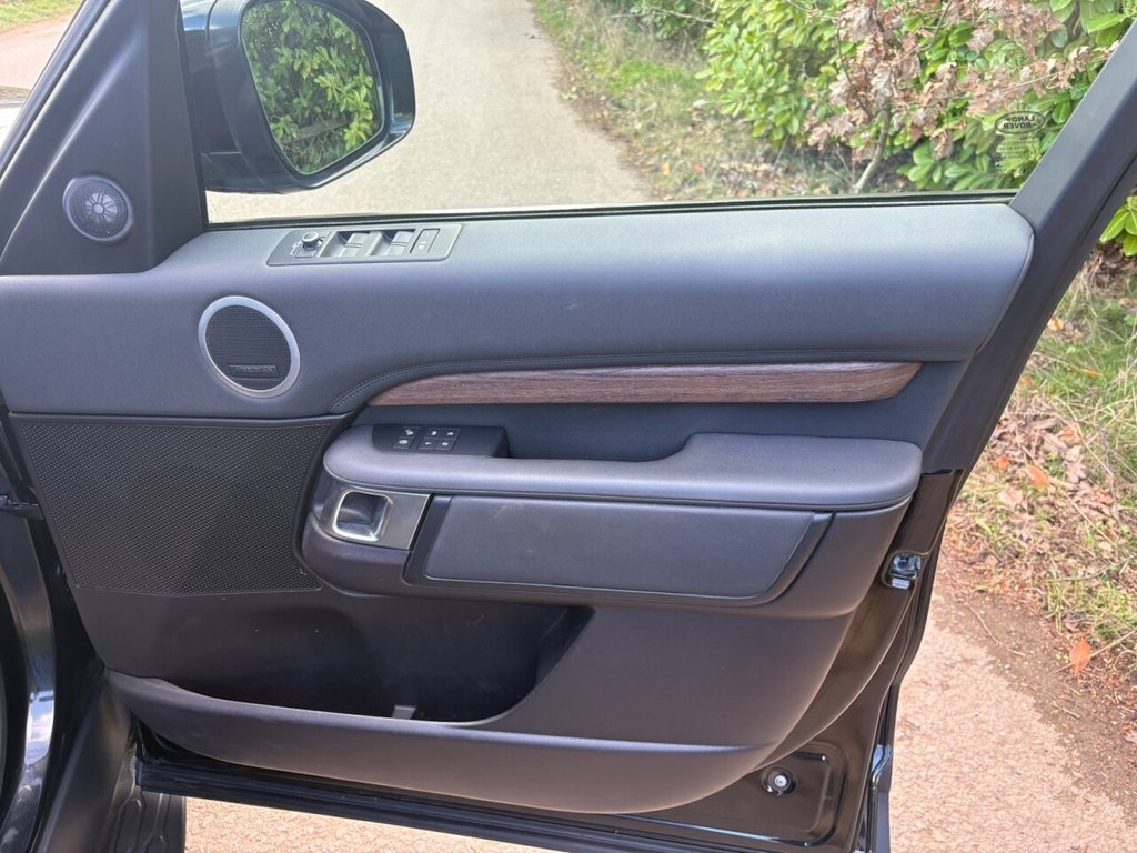 Used Land Rover Discovery 2017 for sale - 77655219: Photo 19