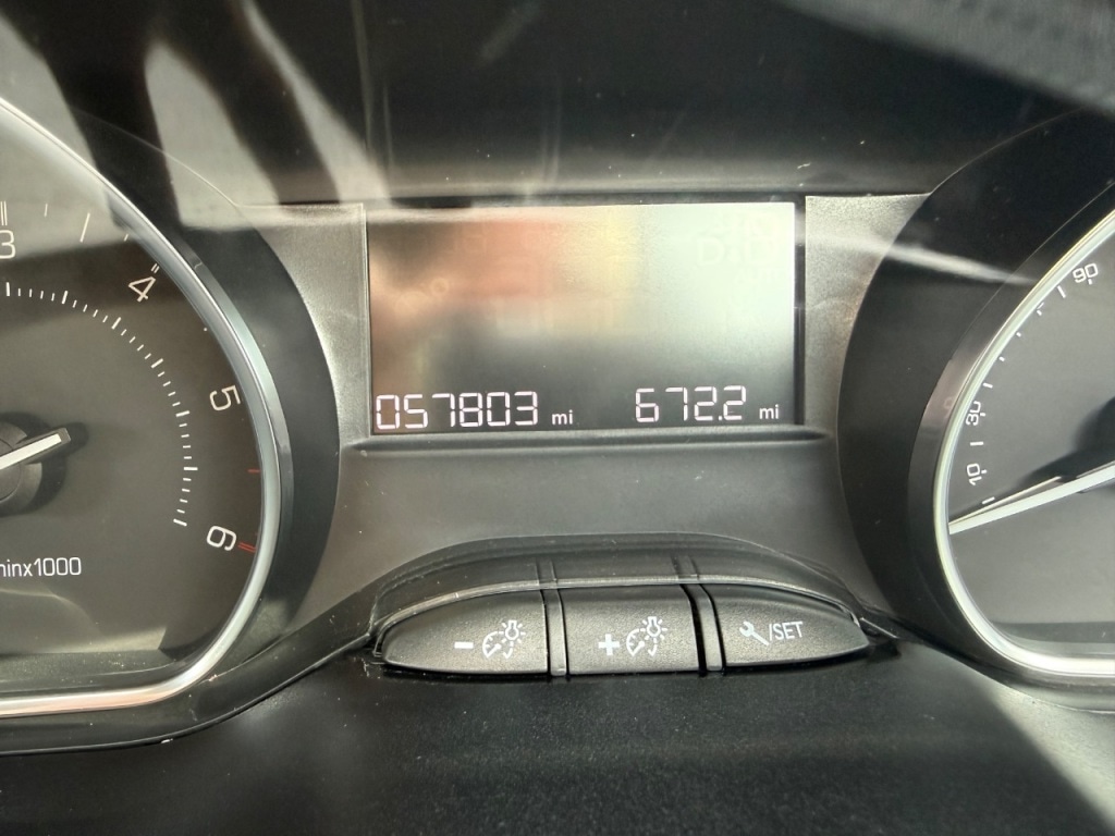 Used Peugeot 208 2016 for sale - 77845106: Photo 12