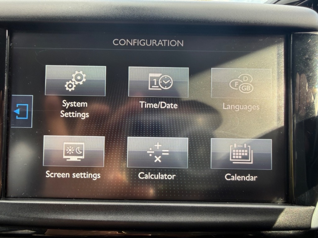 Used Peugeot 208 2016 for sale - 77845106: Photo 14