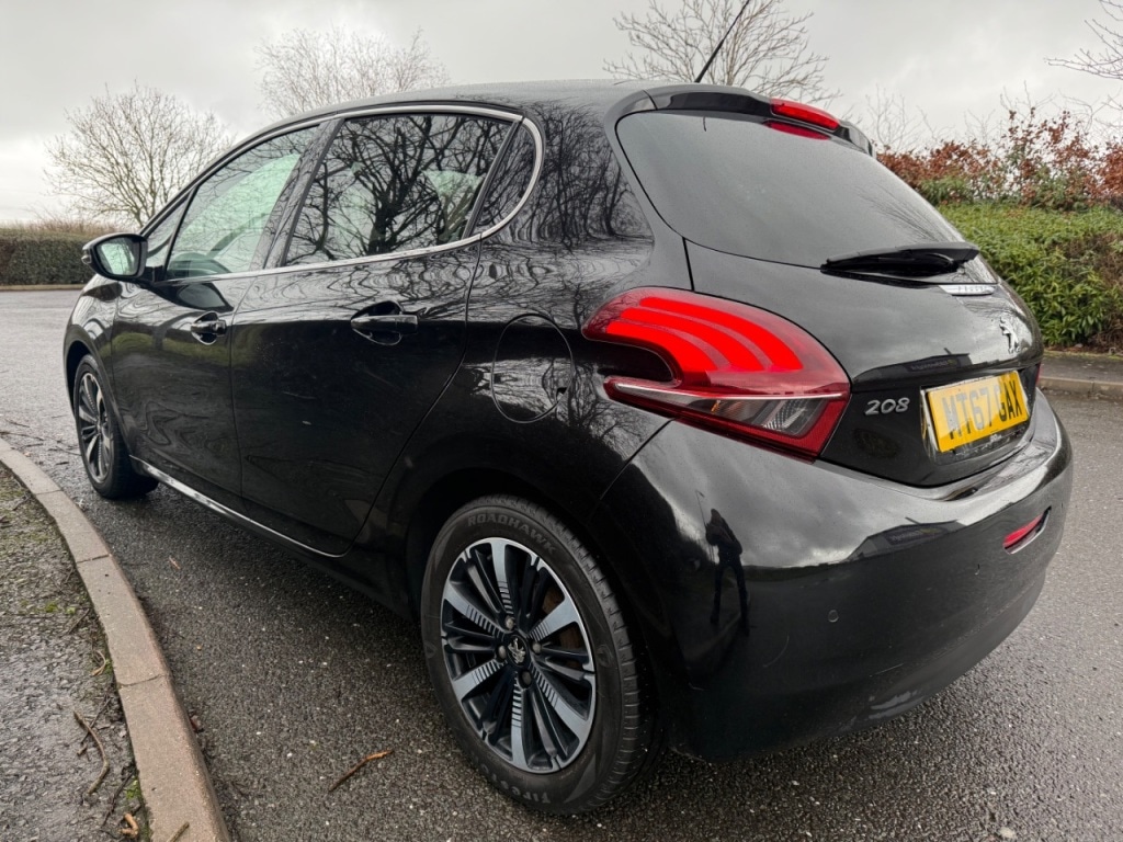 Used Peugeot 208 2017 for sale - 77533804: Photo 8