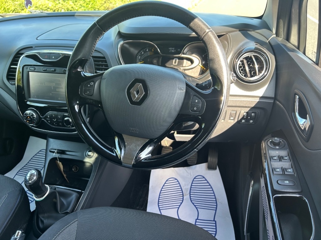 Used Renault Captur 2015 for sale - 77171504: Photo 10